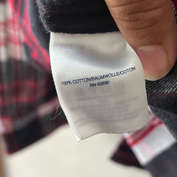 Land’s End Red and Black Flannel Button Up Size Large - Picture 5 of 6